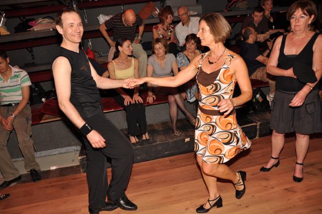 min 2010 05 30 station danse 177